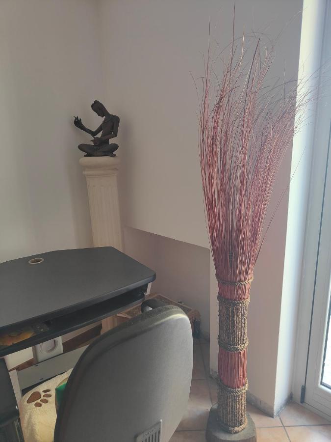 Apartamento Lara'S House Verona Exterior foto